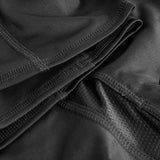 Nike Strike Tech de tres cuartos negro