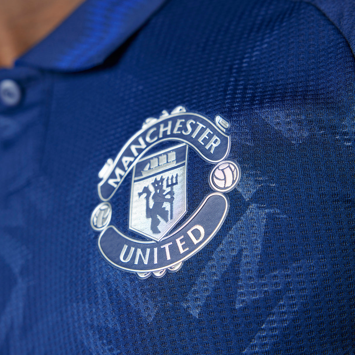 adidas Manchester United Away Authentic Men´s Soccer Jersey 24/25 - Night Indigo/White