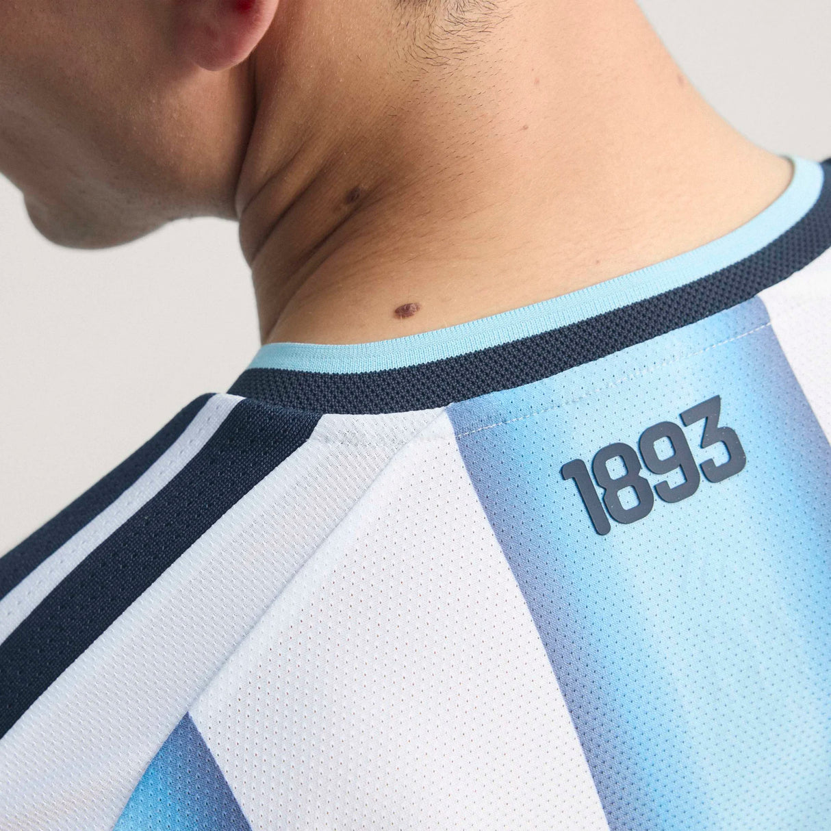 adidas Camiseta de Fútbol Auténtica Argentina de Local para Hombre 26 - Blanco/Azul