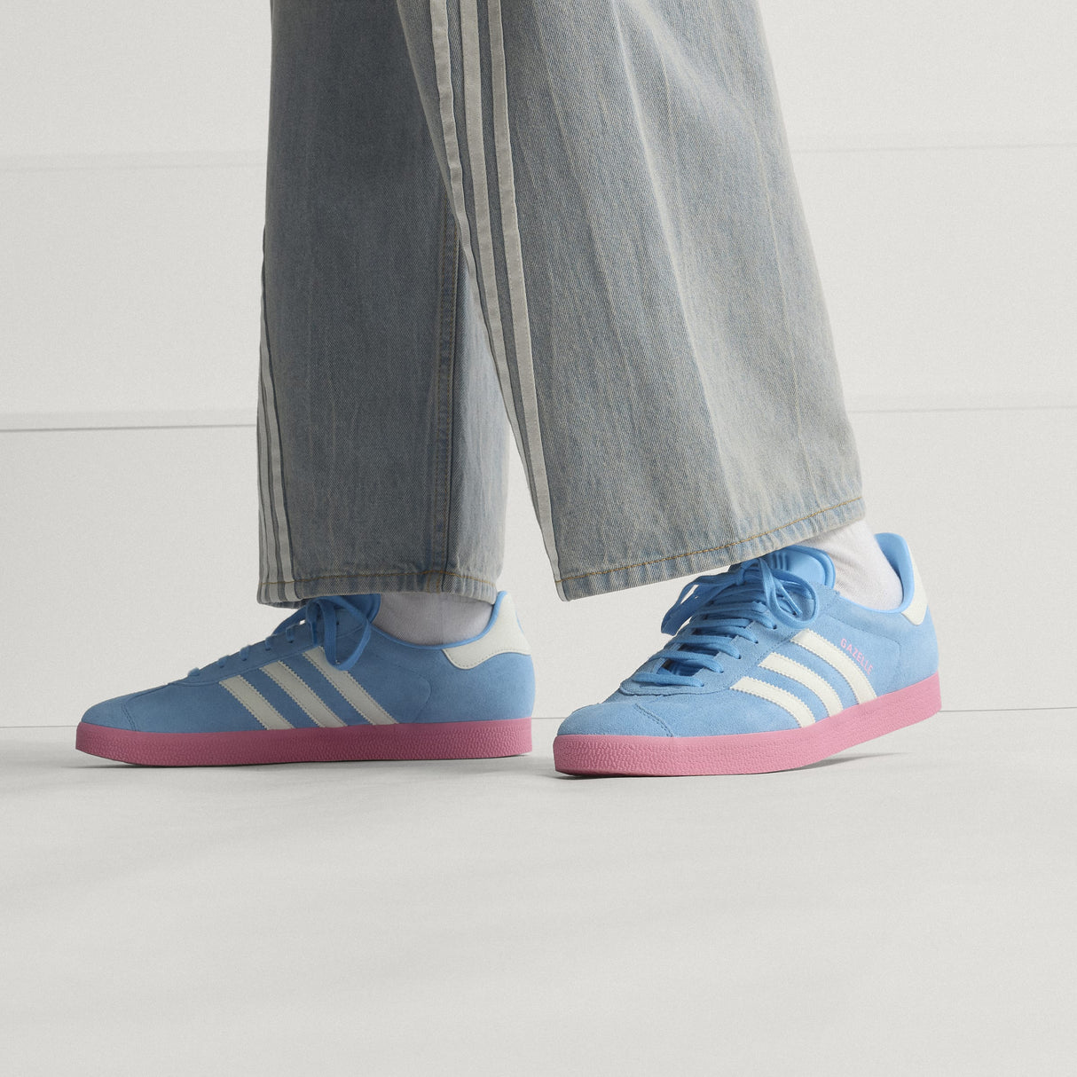 adidas Gazelle Inter Miami CF Shoes - Light Blue/White - Best Buy Soccer
