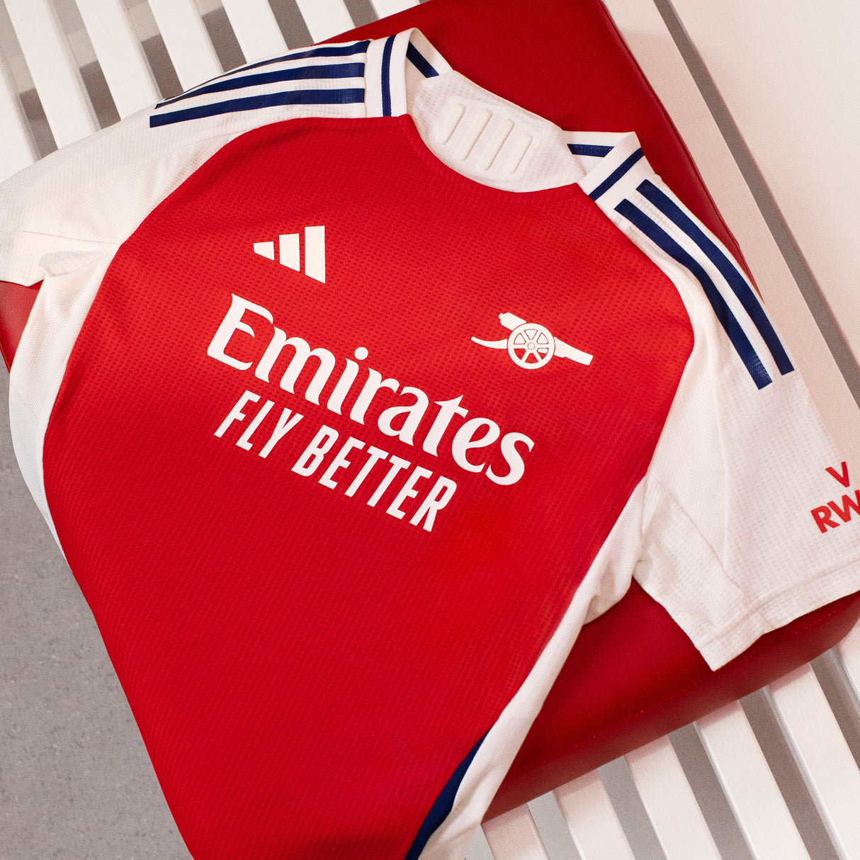adidas Men's Arsenal FC Home Jersey Authentic 24/25 - Best Buy Soccer