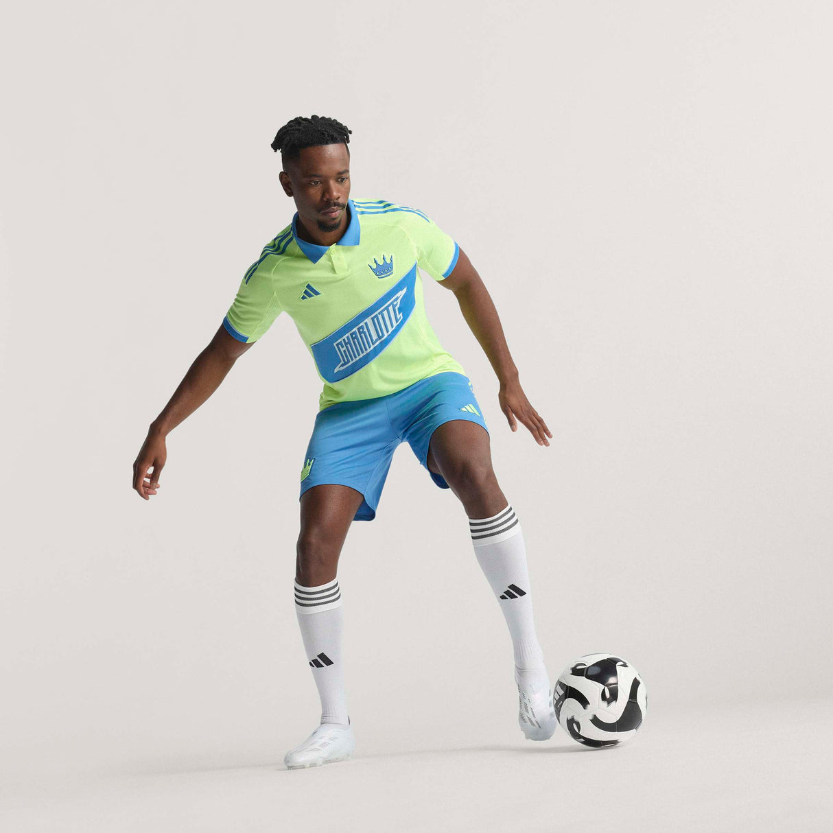 adidas Men's Charlotte FC Third Authentic Soccer Jersey 25/26 Yellow - Best Buy Soccer