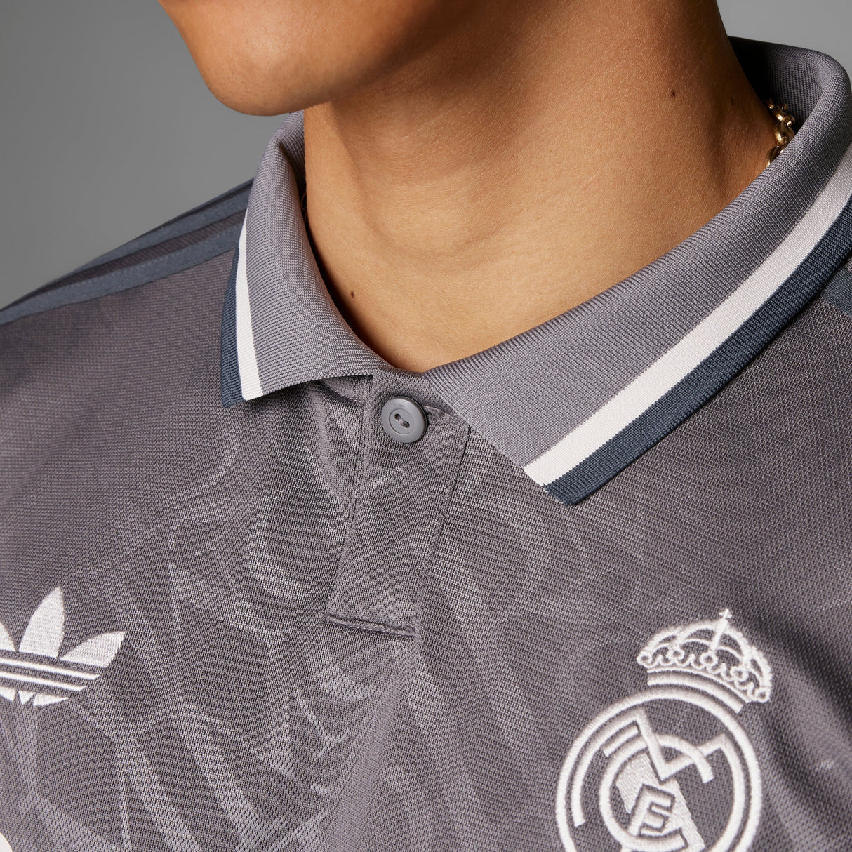 adidas Men's Real Madrid Third Jersey 24 - Best Buy Soccer