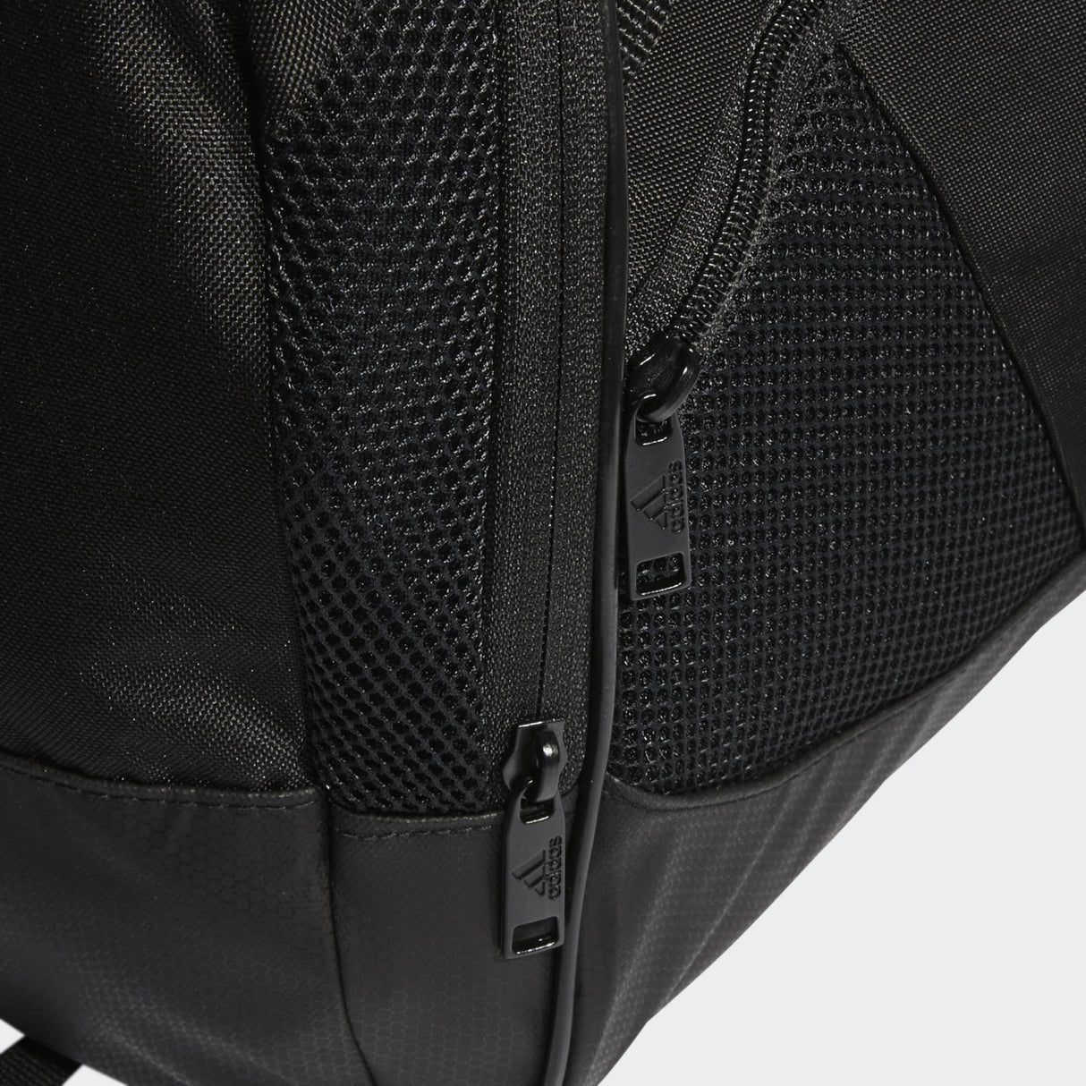 adidas Team Issue II Duffel Bag Medium - Best Buy Soccer