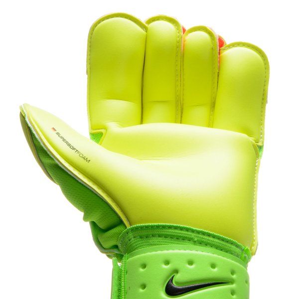 Nike Grip 3 Goalkeeper Gloves - Best Buy Soccer