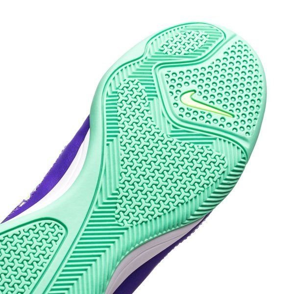 Nike JR Magista Onda IC Indoor Soccer Shoes - Hyper Grape/Dark Citron - Best Buy Soccer