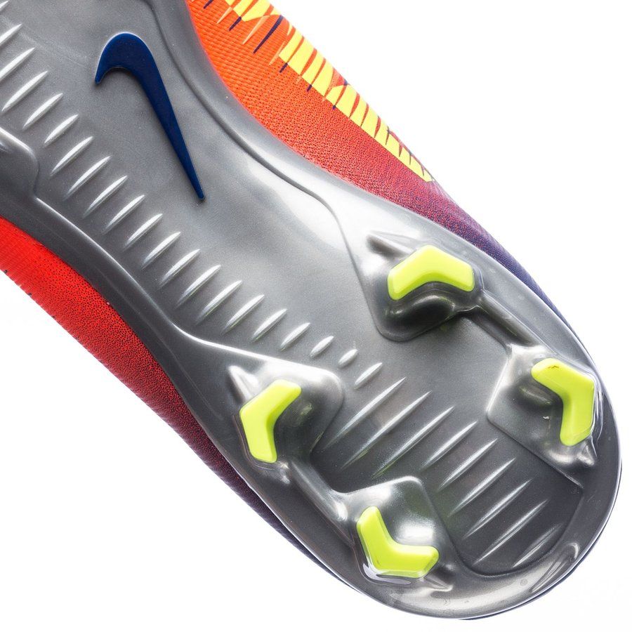 Nike Kids' Jr. Mercurial Superfly V (FG) Firm - Ground Football Boot - Best Buy Soccer