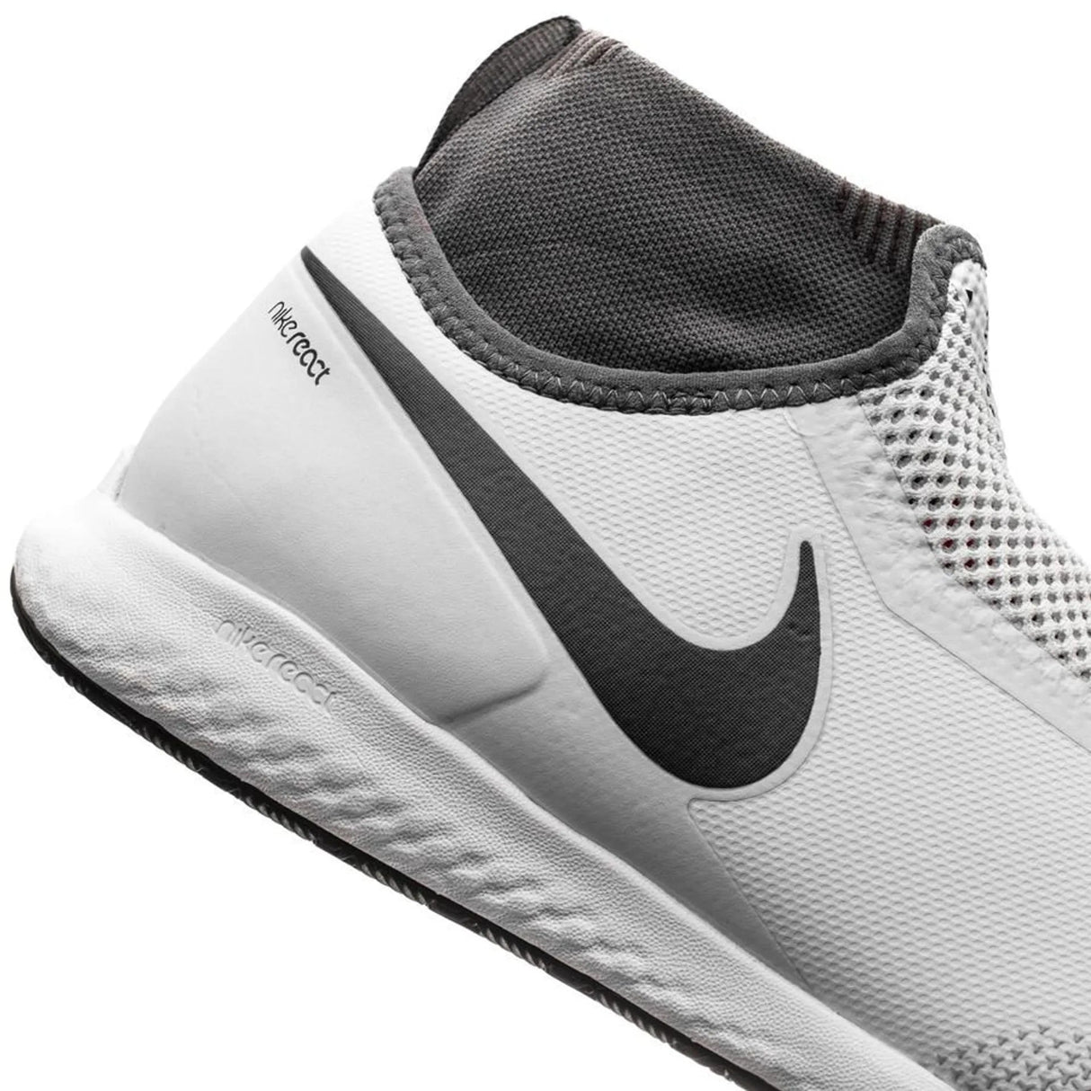 Nike Phantom Vision React Pro DF IC Indoor Soccer Shoes - Best Buy Soccer