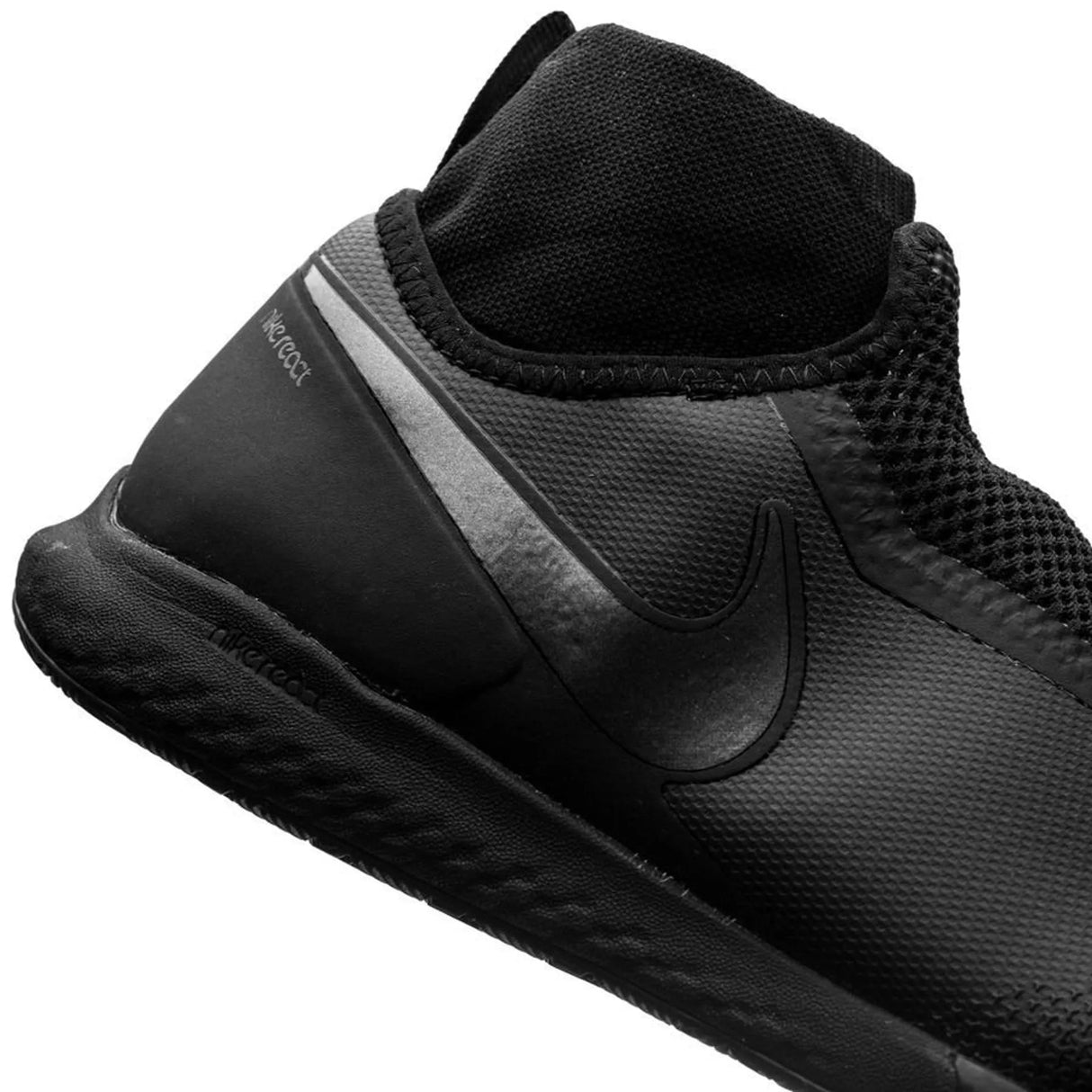 Nike Phantom Vision React Pro DF IC Indoor Soccer Shoes - Best Buy Soccer