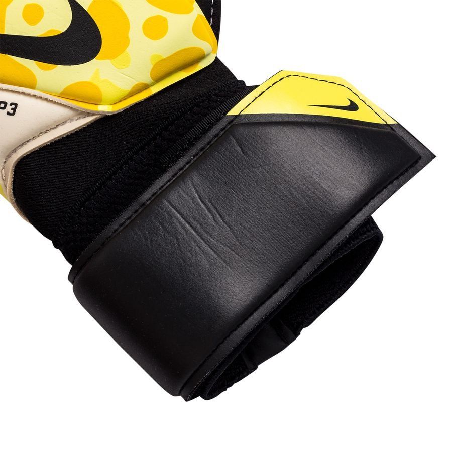 Nike Vapor Grip3 Goalkeeper Gloves Dynamic Yellow/Black - Best Buy Soccer