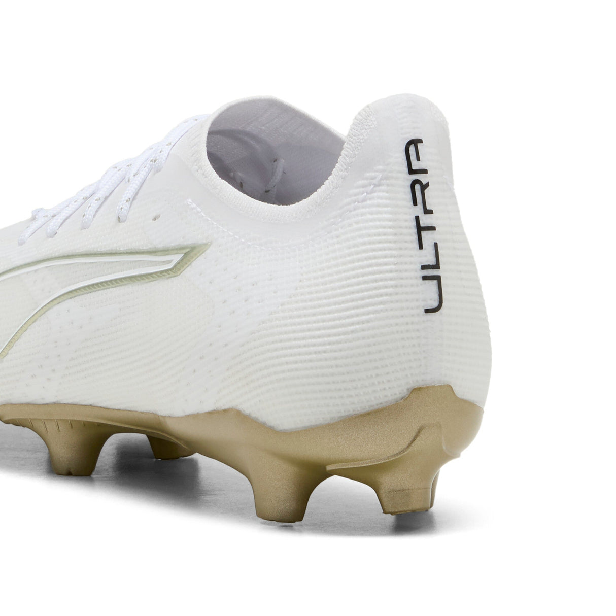 PUMA Ultra 6 Pro FG/AG Firm/Multi-Ground Men's Soccer Cleats - White/Gold/Black - Best Buy Soccer