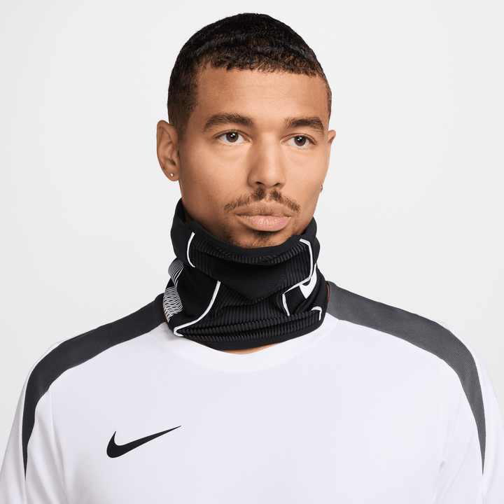 Braga Nike Strike negra y blanca