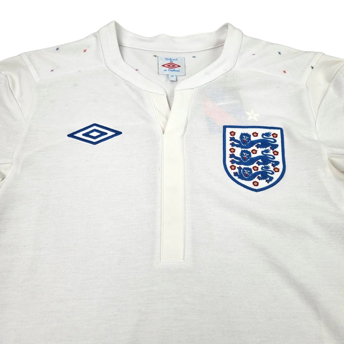 Umbro Boys England Boys Home 2010/2011 - Best Buy Soccer