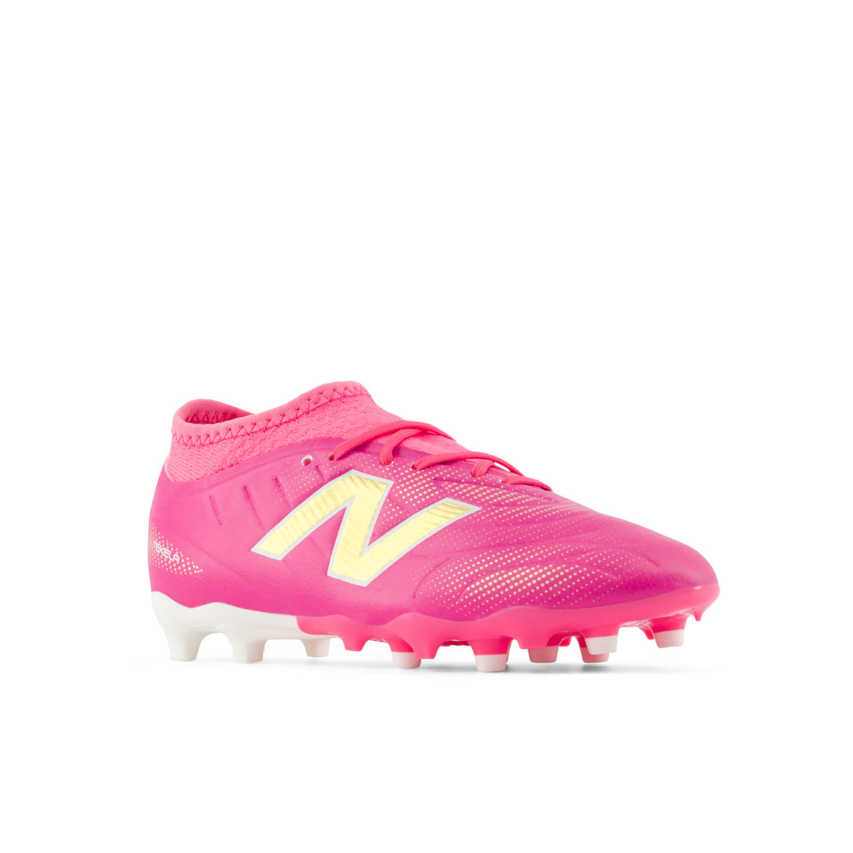 Tacos de fútbol juvenil New Balance Tekela Team Low V5 FG para terreno firme - Rosa Caliente