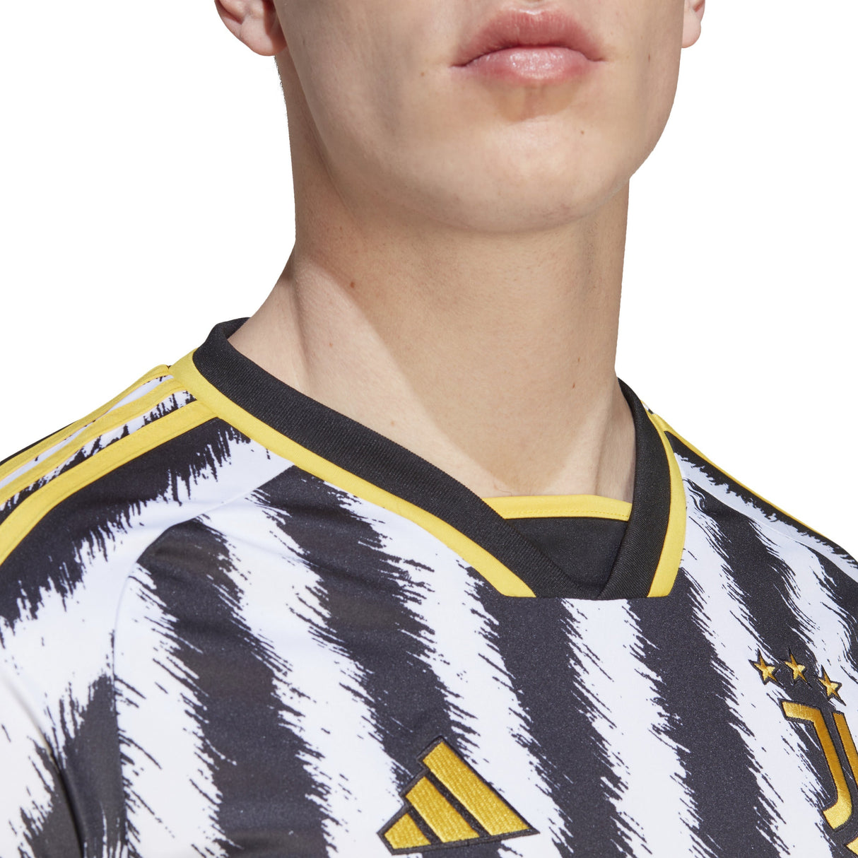 adidas Juventus Home Jersey 23 - Best Buy Soccer