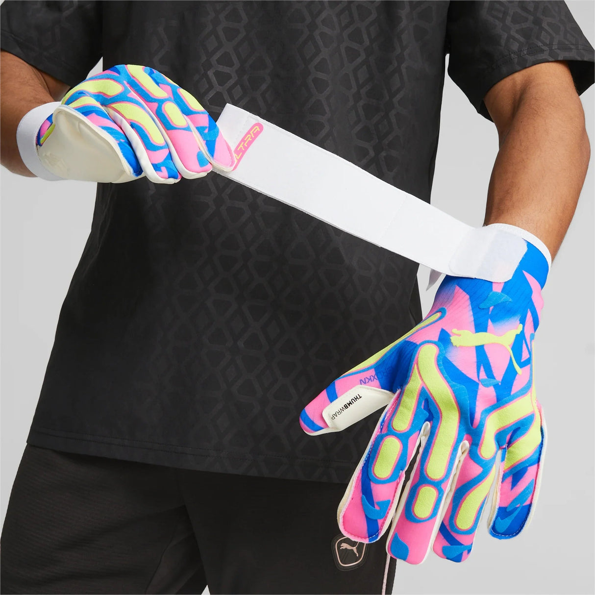 PUMA Ultra Ultimate Energy Hybrid Goalkeeper Gloves - Best Buy Soccer