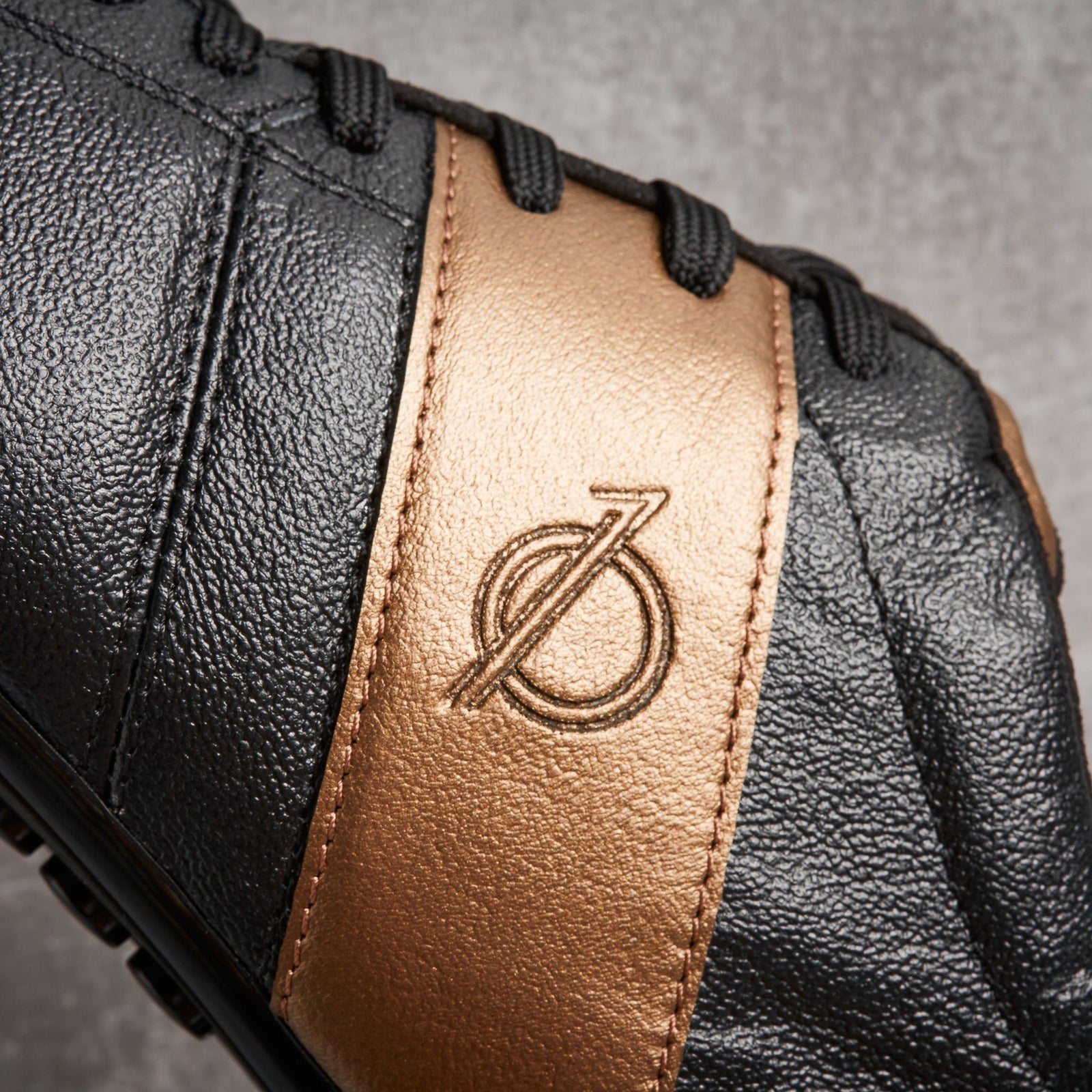 Embracing Synthetic Materials While Honoring Tradition with Unozero