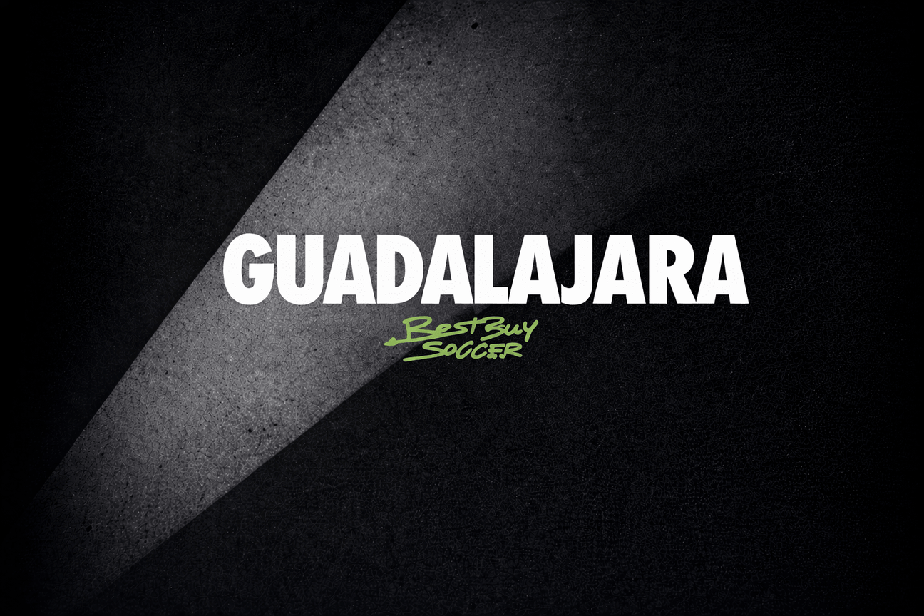 Chivas de Guadalajara Jerseys & Gear - Best Buy Soccer