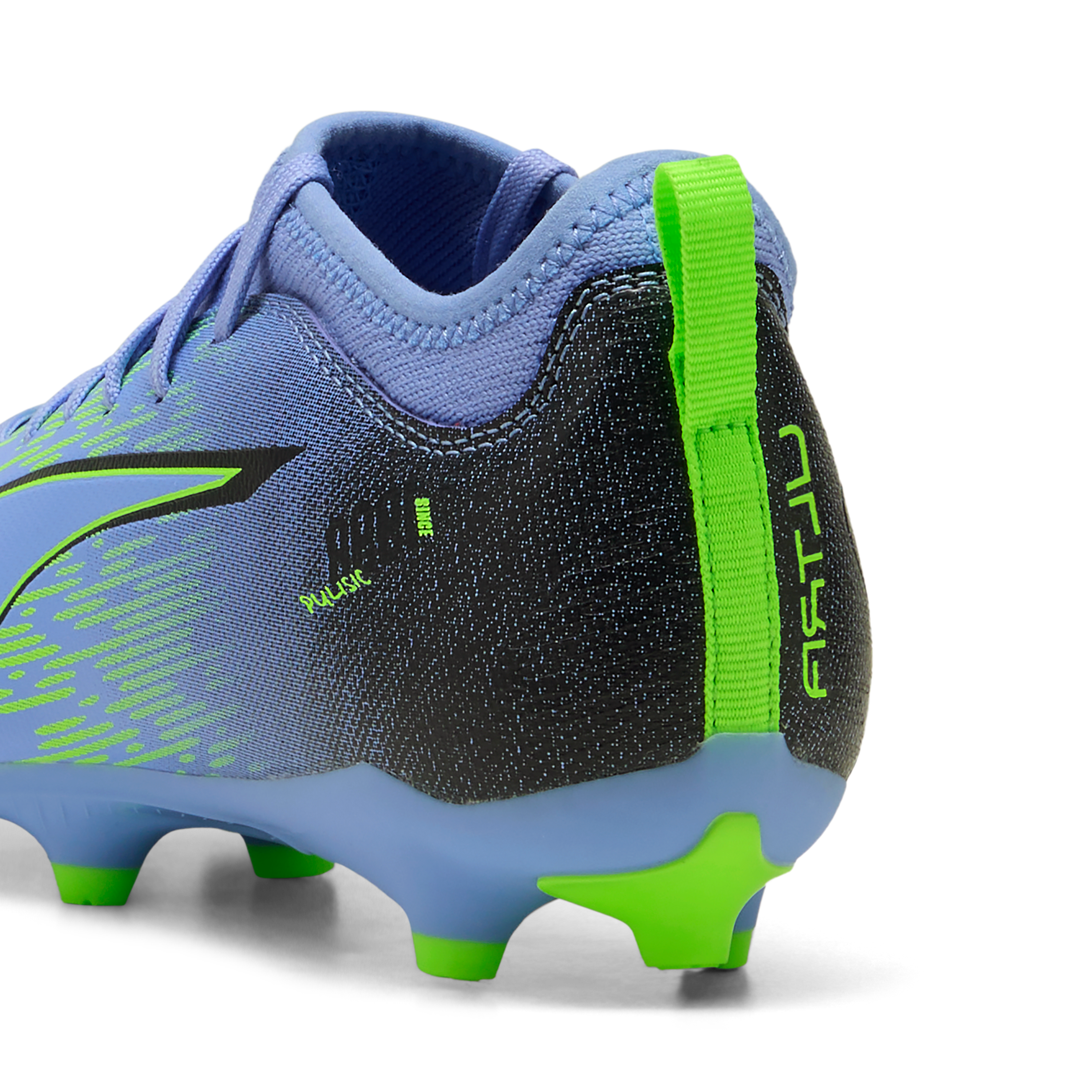 PUMA Ultra 5 Match Chasing The Dream FG/AG Firm/Multi-Ground Football Junior Purple