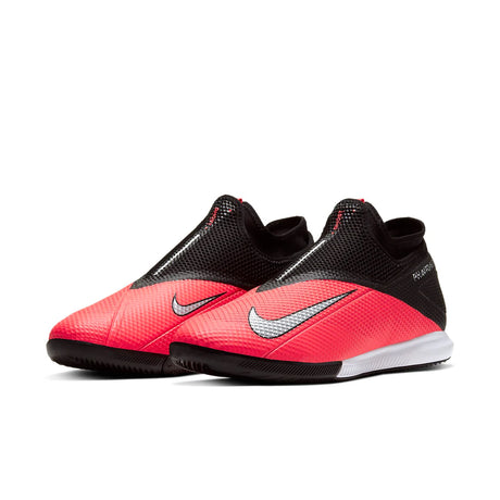 Nike Phantom Vision 2 Academy Dynamic Fit IC Indoor/Court Soccer Shoe