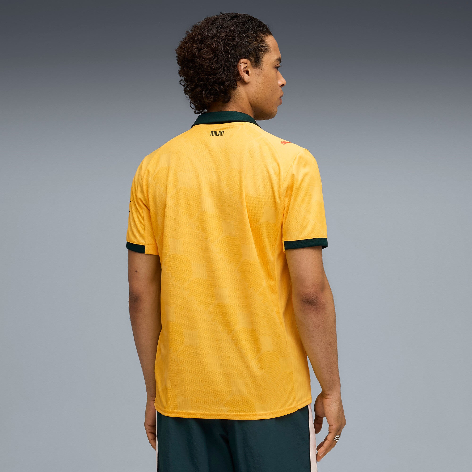 PUMA Men's AC Milan Third Jersey 25 Yellow