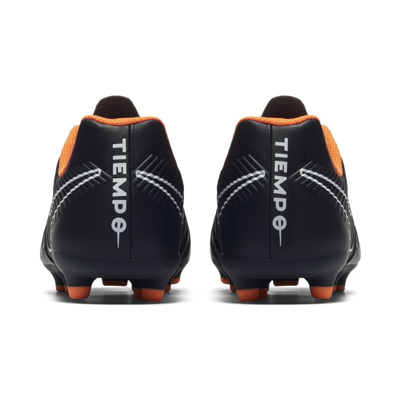 Botas de fútbol Nike Tiempo Legend 7 Club (FG) de suelo firme para niños