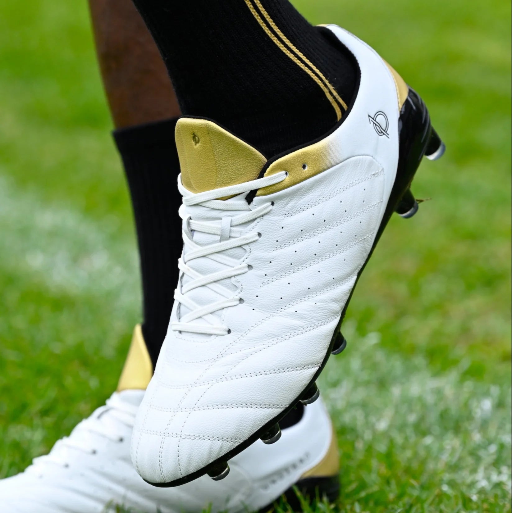 Unozero Aventto FG Firm Ground Football Boots White