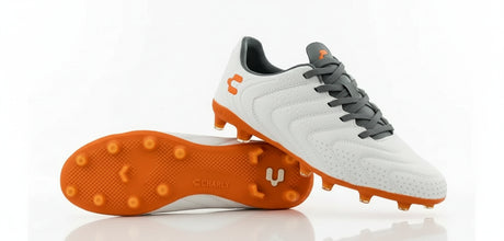 Botines de fútbol Charly Encore para terreno firme - Blanco/Naranja