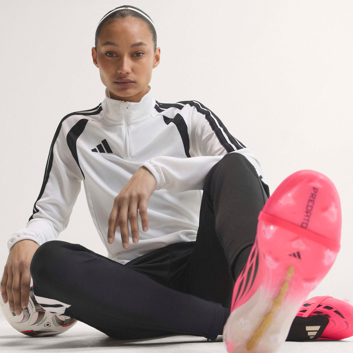 Tacos de Fútbol para Terreno Firme con Lengüeta Plegable para Hombre adidas Predator Pro - Turquesa