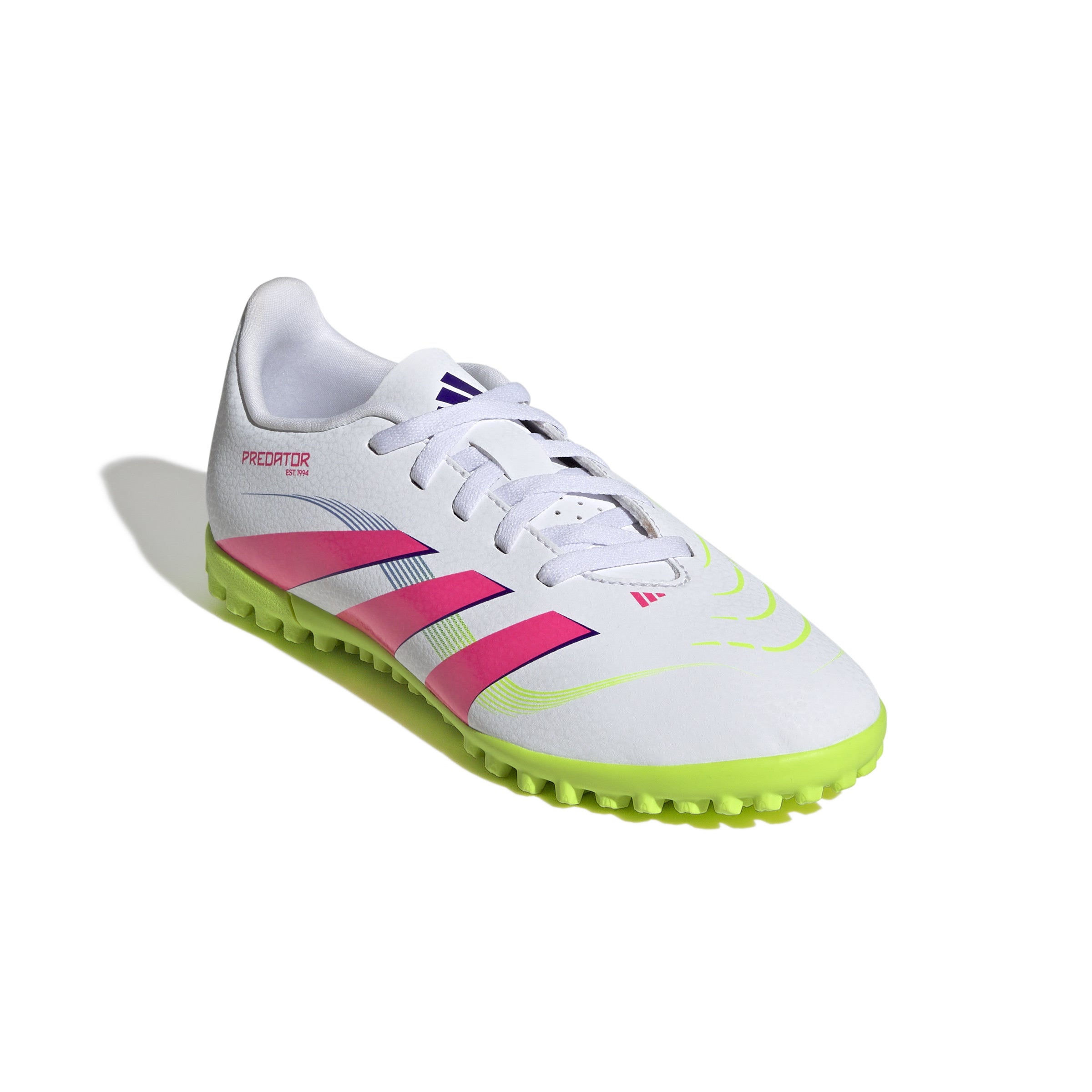 Botas de fútbol adidas Predator Club Turf para niños, color blanco y rosa