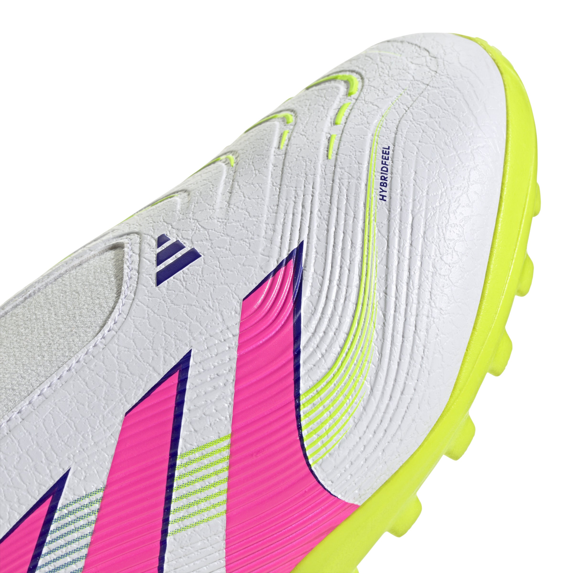 Botas de césped sin cordones adidas Predator League en color blanco y rosa