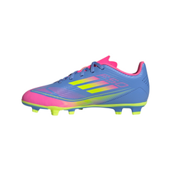 Botas de fútbol para terreno firme y múltiple adidas F50 Club para niños en azul y limón