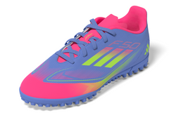 Botas de fútbol adidas F50 Club Turf para niños en azul/limón