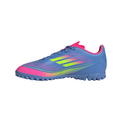 Botas de fútbol adidas F50 Club Turf para niños en azul/limón