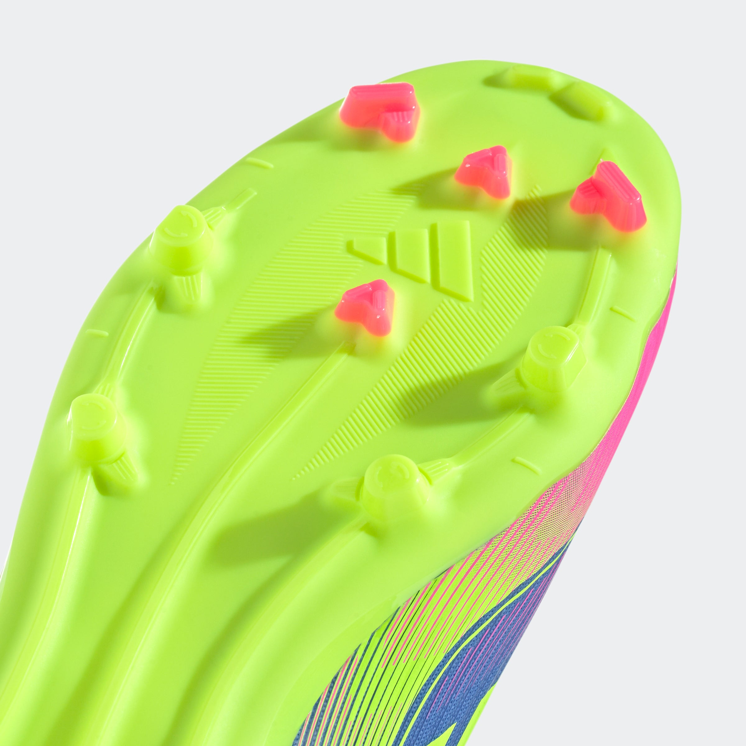 Botas de fútbol para terreno firme y multisuperficie adidas F50 League para niños en azul