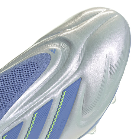 Botas de fútbol para terreno firme sin cordones adidas Copa Pure 3 Elite en color azul