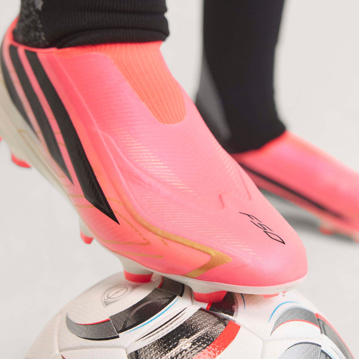 adidas F50 Hyperfast League Laceless Firm Ground Men's Soccer Cleats - Turquesa/Black/Gold