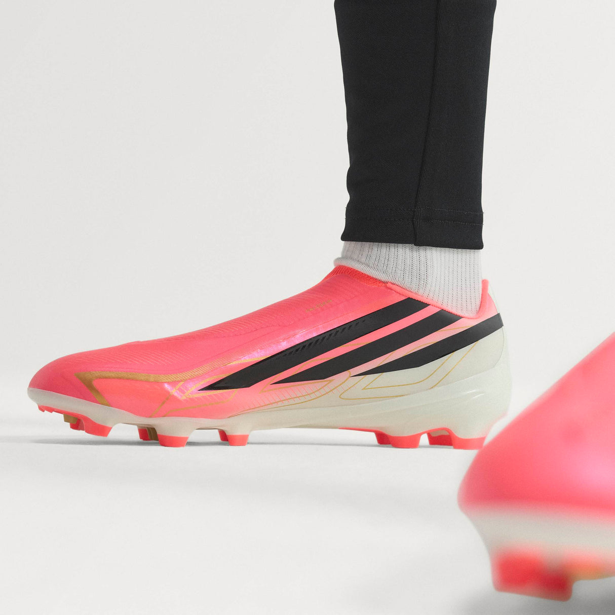 adidas F50 Hyperfast League Laceless Firm Ground Men's Soccer Cleats - Turquesa/Black/Gold