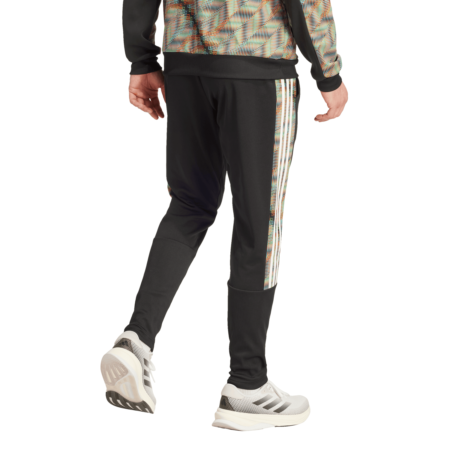 Sudadera con capucha de celebración hispana de adidas