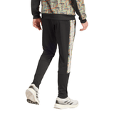 Sudadera con capucha de celebración hispana de adidas