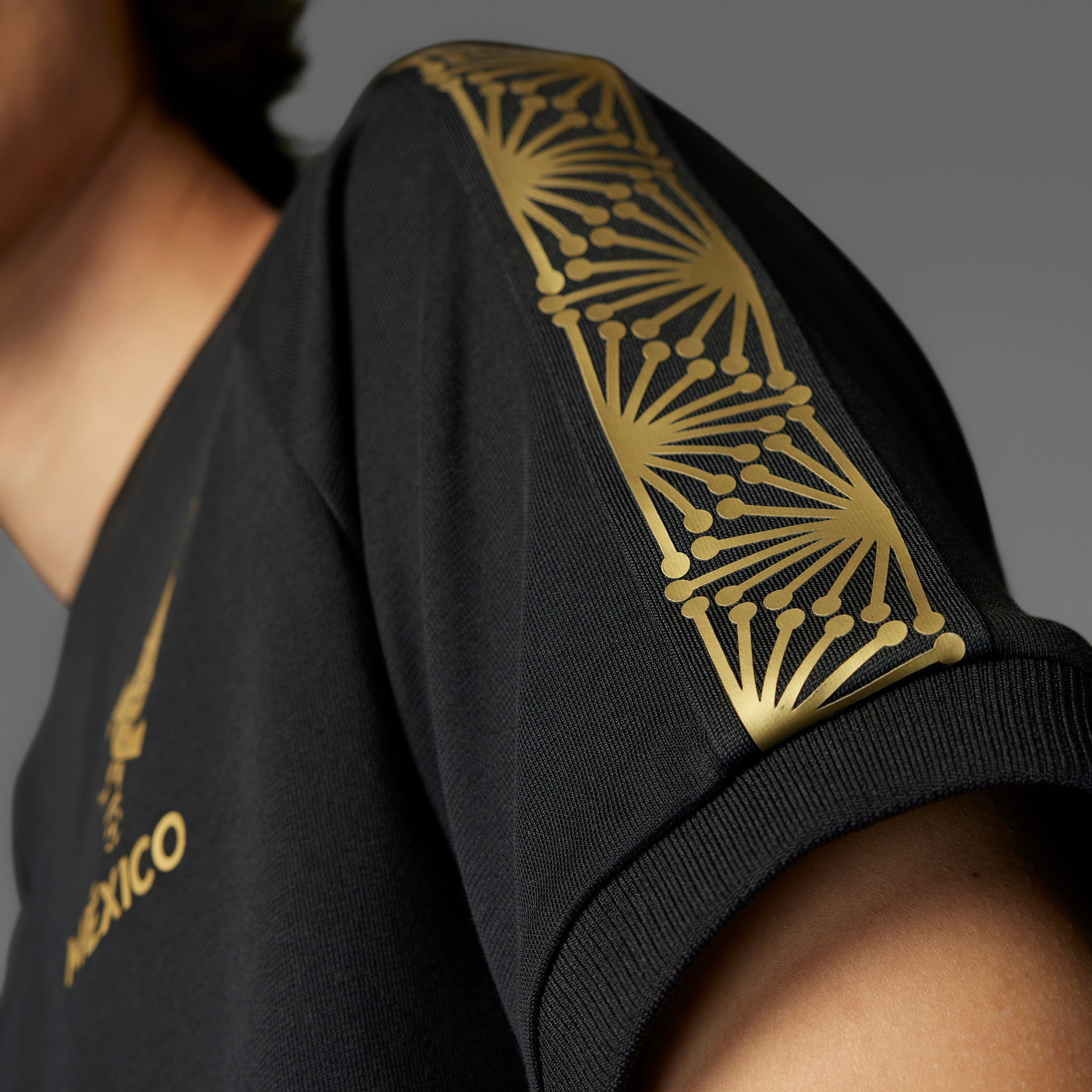 adidas Mexico Gold T-Shirt Black