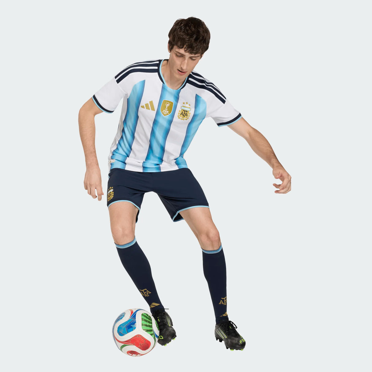 adidas Camiseta de Fútbol Auténtica Argentina de Local para Hombre 26 - Blanco/Azul