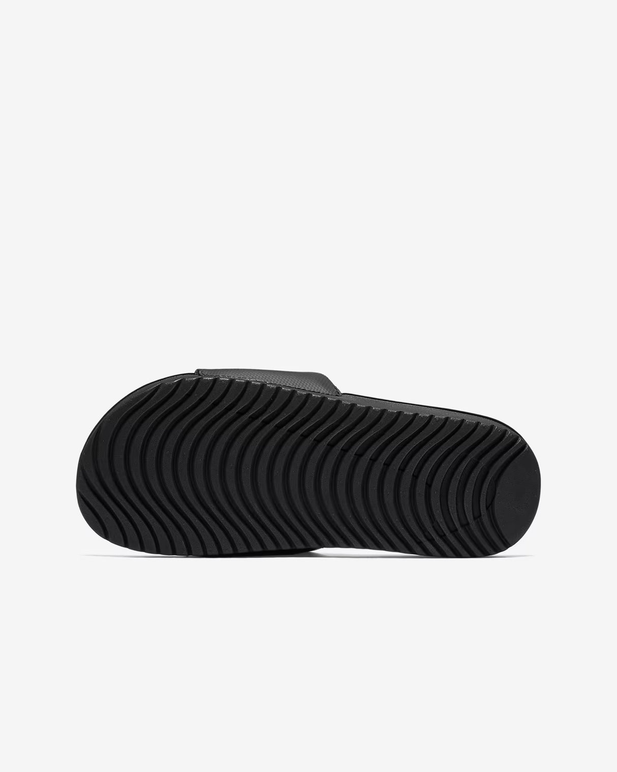 Chanclas Nike Kawa para niños en negro y blanco