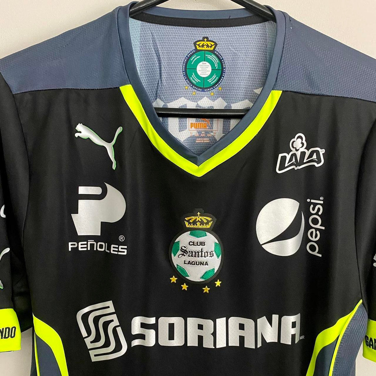 PUMA Santos Away Jersey 2014 - Black/Green