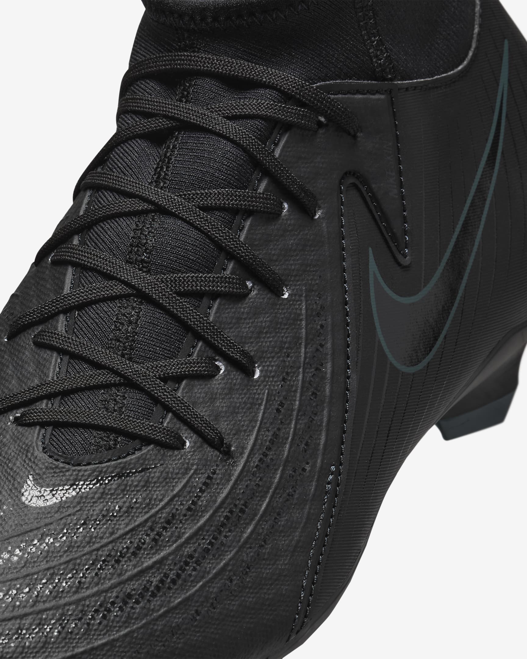 Nike Phantom Luna 2 Academy Black