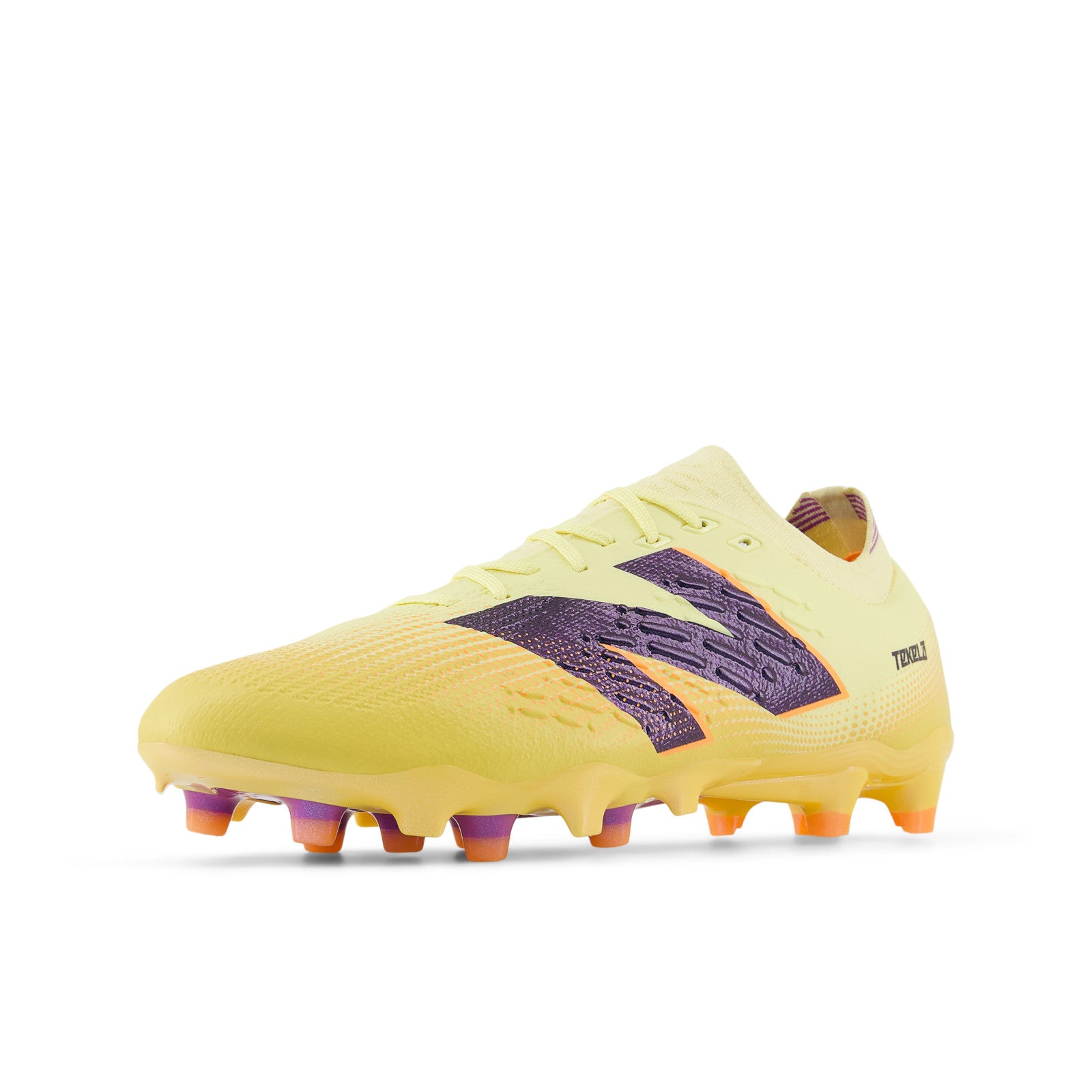 New Balance Tekela Pro Low Firm Ground V4+ Parchment
