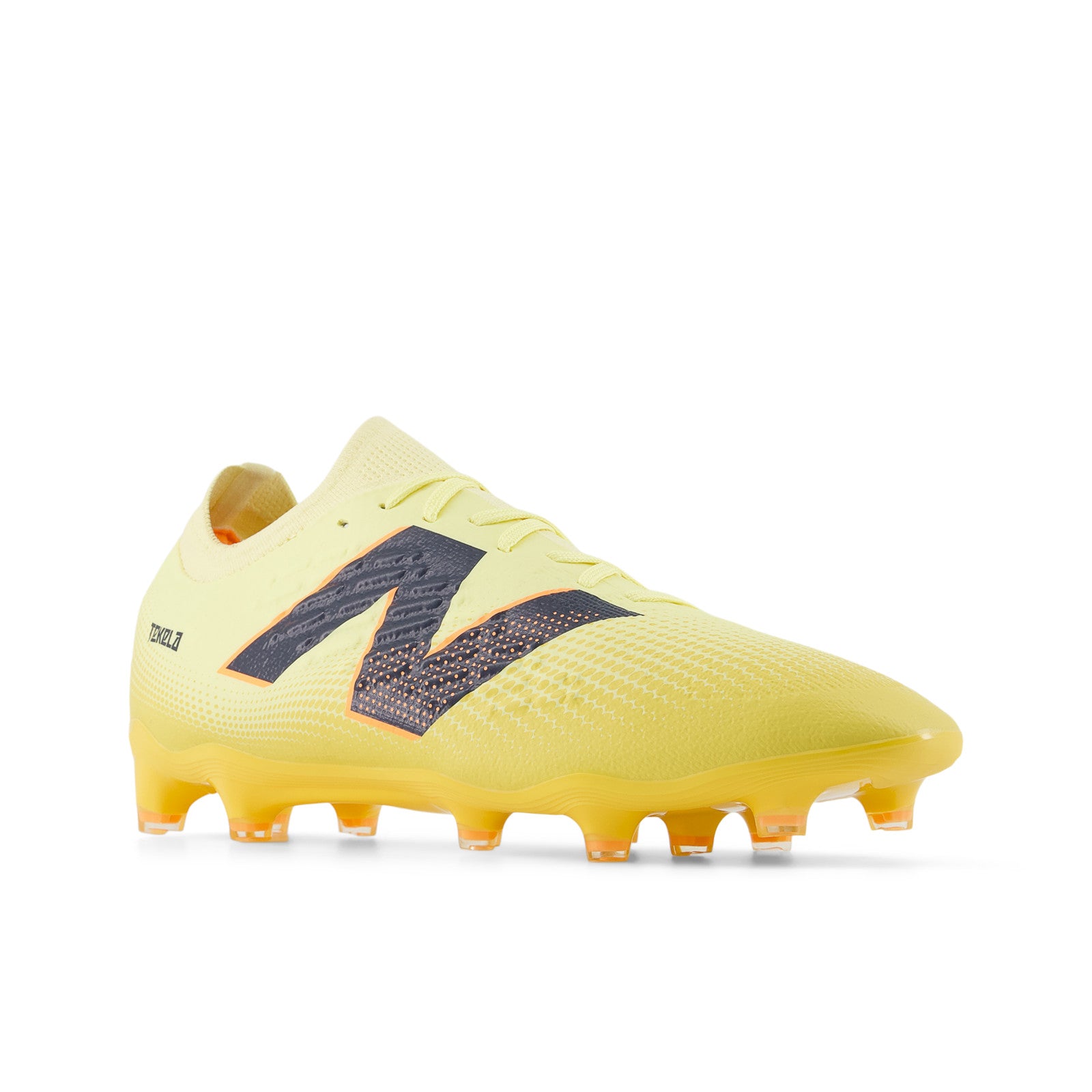 New Balance Tekela Magia Low Laced Firm Ground V4+