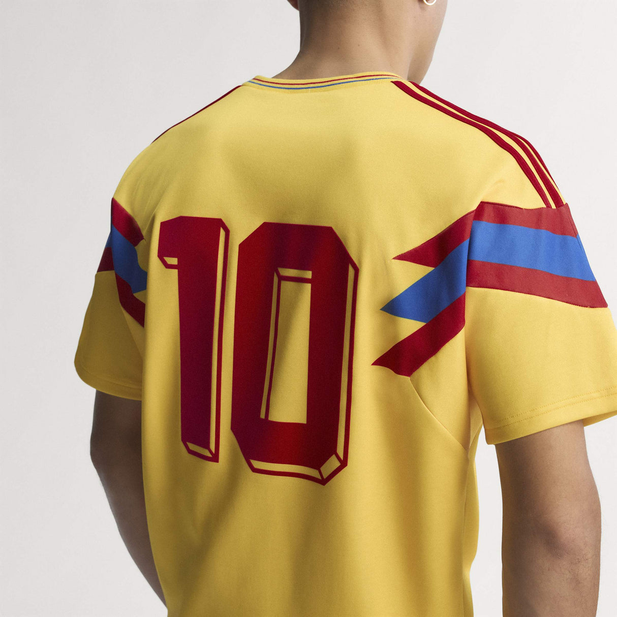 adidas Colombia Away Men's Soccer Jersey 1990 - Gold - Best Buy Soccer