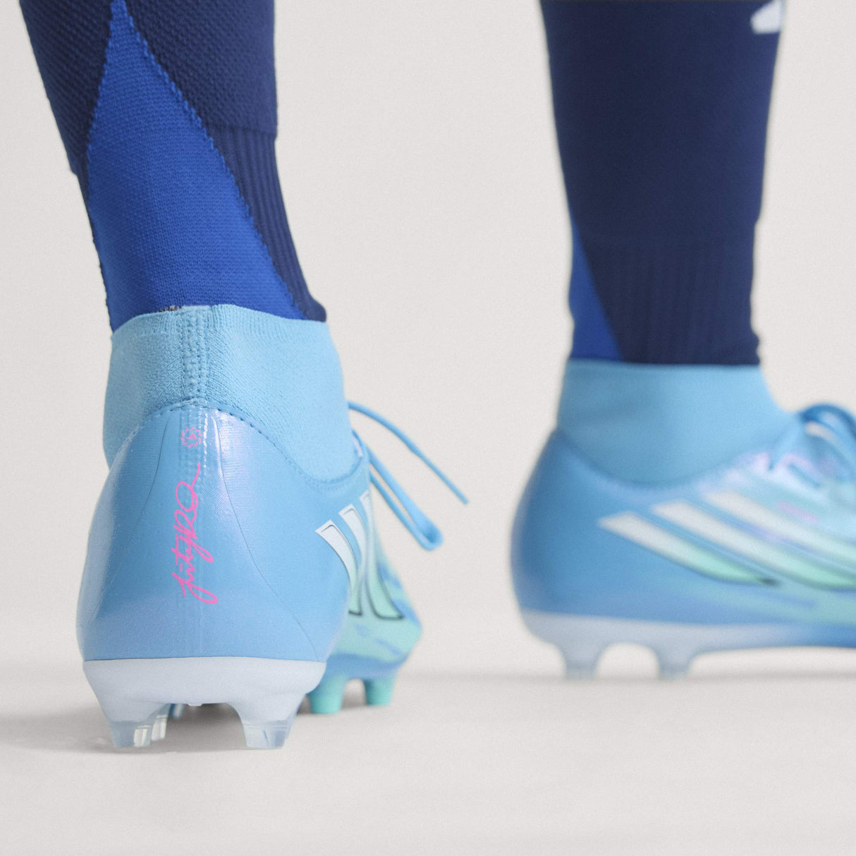 adidas F50 Sparkfusion League Mid Cut Firm Ground / Artificial Gras Men's Soccer Cleats - White/Pink - Best Buy Soccer