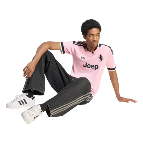 adidas Juventus Away Men's Soccer Jersey 26/27 - Pink/Black - Best Buy Soccer